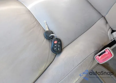 2008 Toyota Sienna Limited z USA, uszkodzony, nr VIN 5TDZK22C98S217513